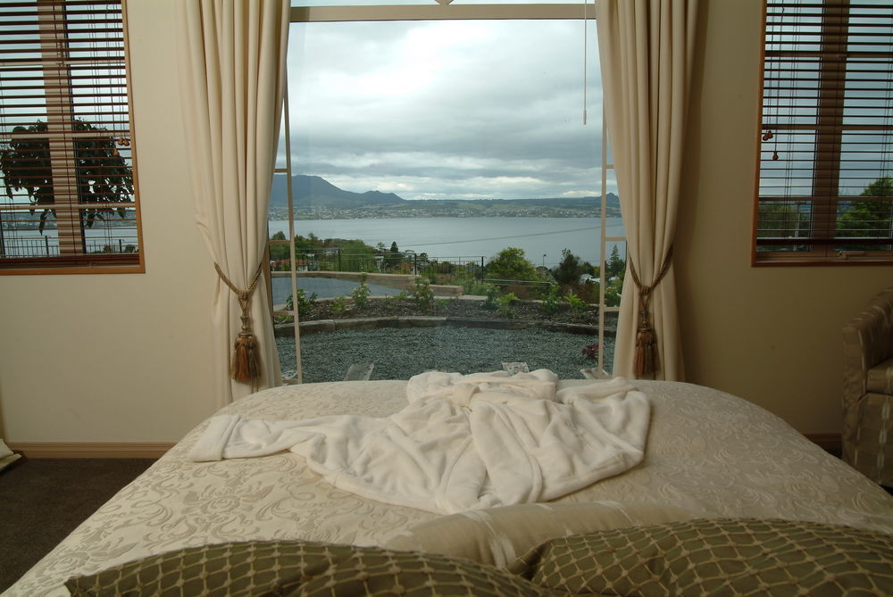 Tauhara Sunrise Lodge Taupo Exterior photo